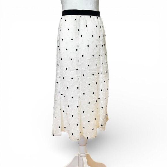 ANN TAYLOR Embroidered Floral A-Line Skirt |  Cream Black Midi Polka Dot | 8 - Picture 4 of 11